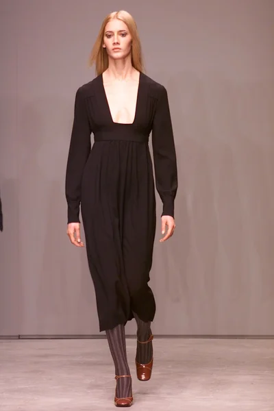 Look 19